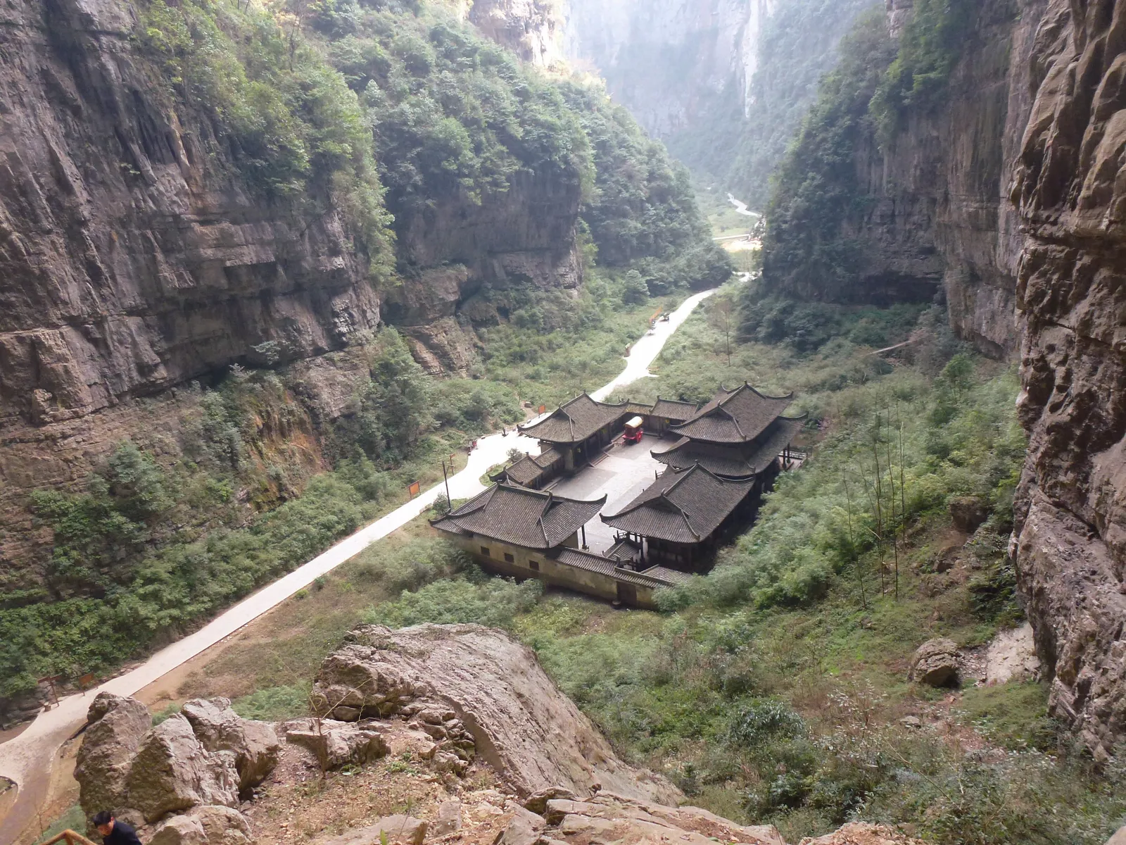 Tianfu post station deep in the gorge of Wulong’s Three Natural Bridges