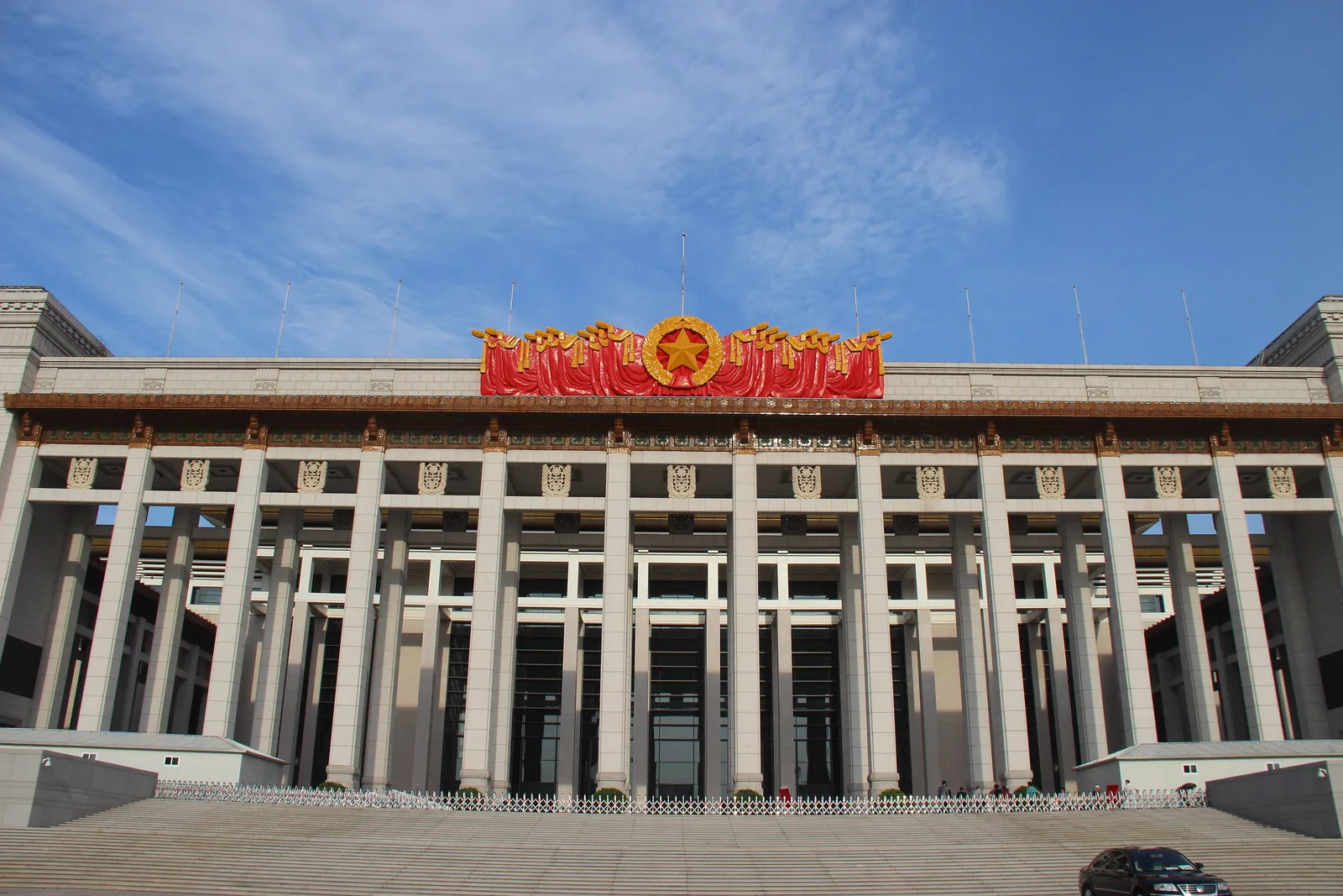 Front colonnade of the National Museum of China