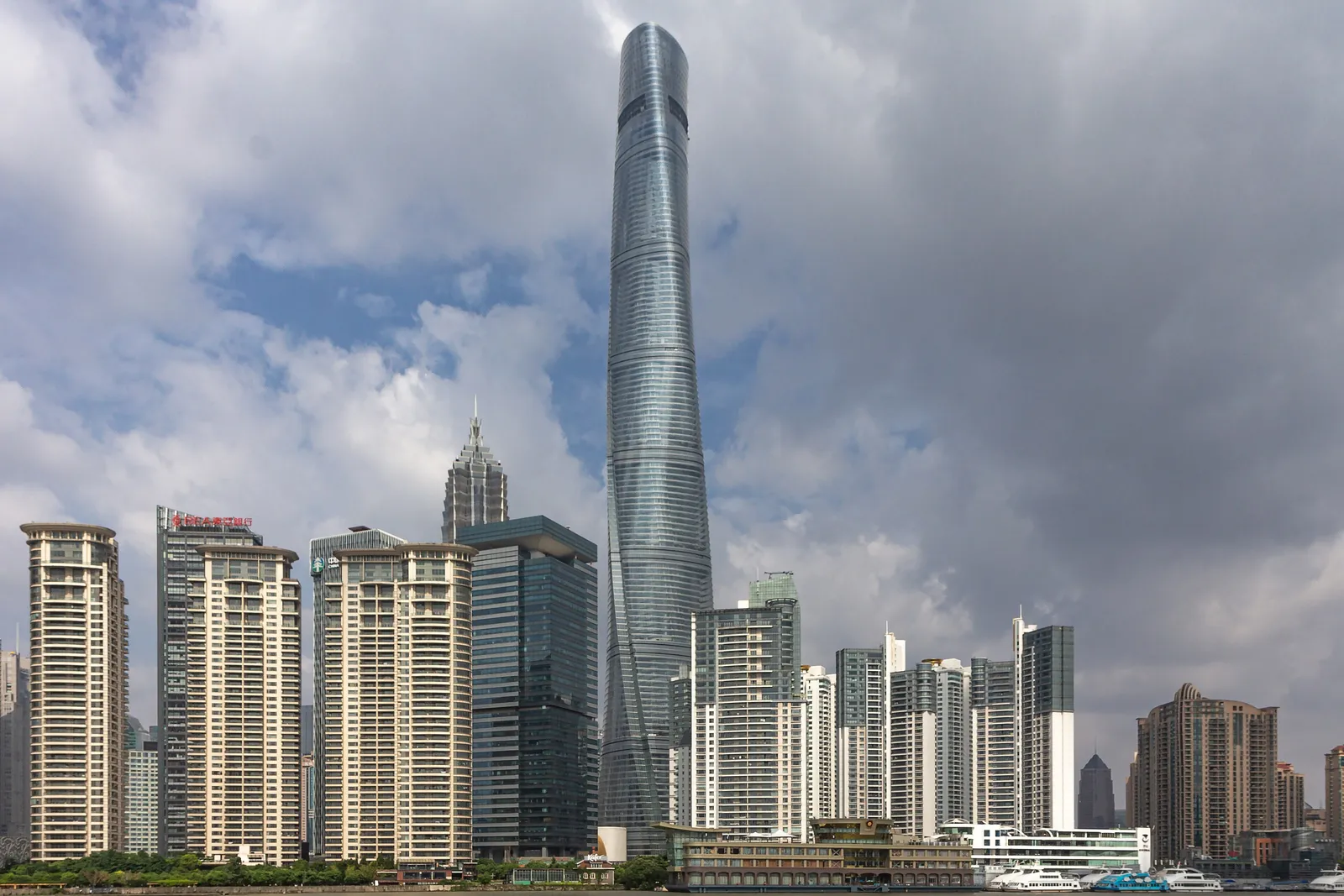 The twisting glass Shanghai Tower rising over Lujiazui