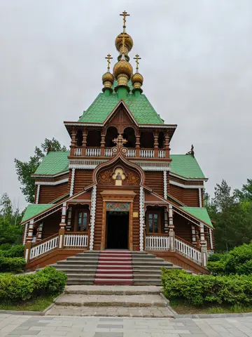 Wooden replica of St Nicholas Church at Volga Manor