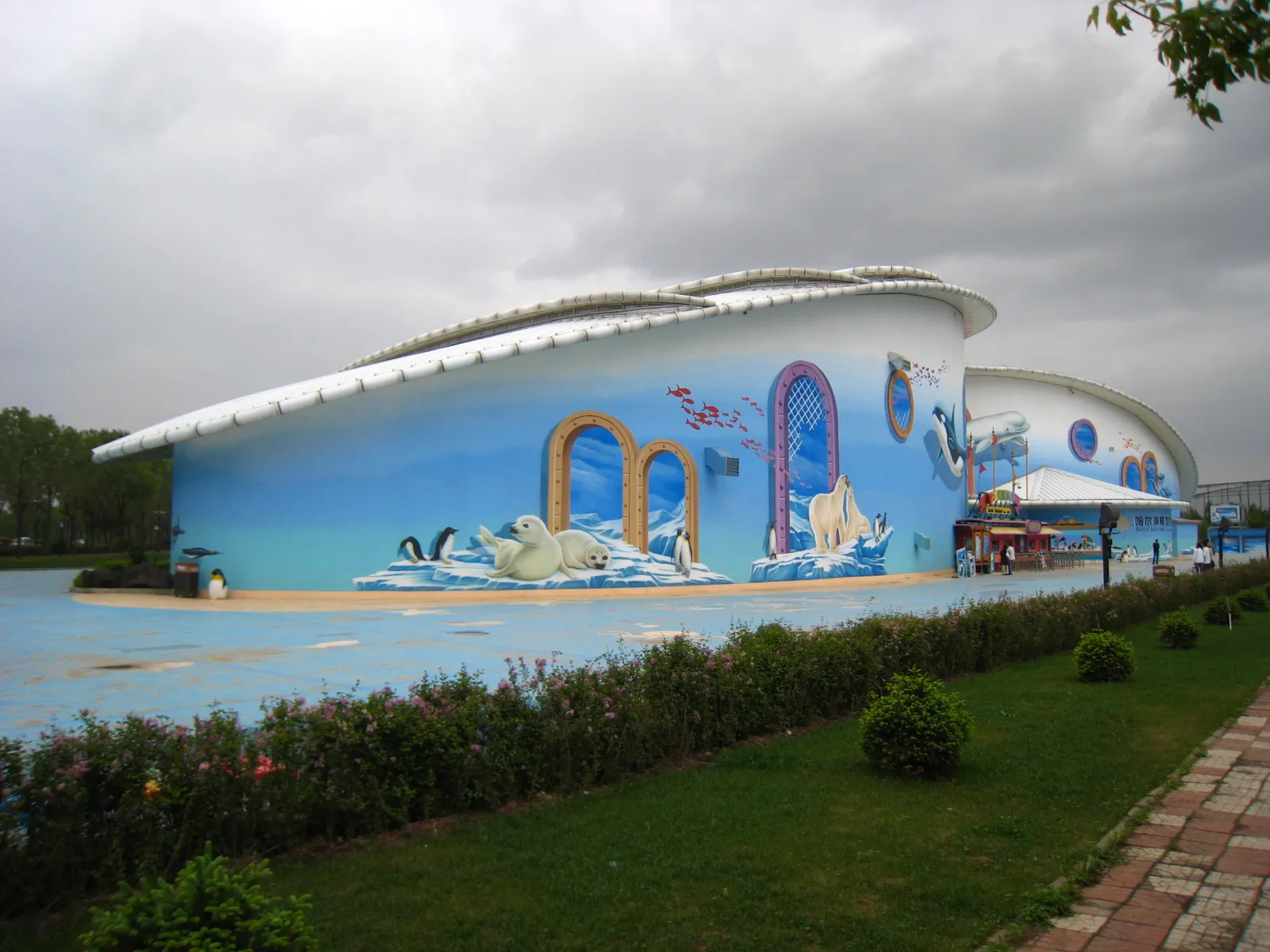 Ocean-themed murals on the Polarland building in Harbin