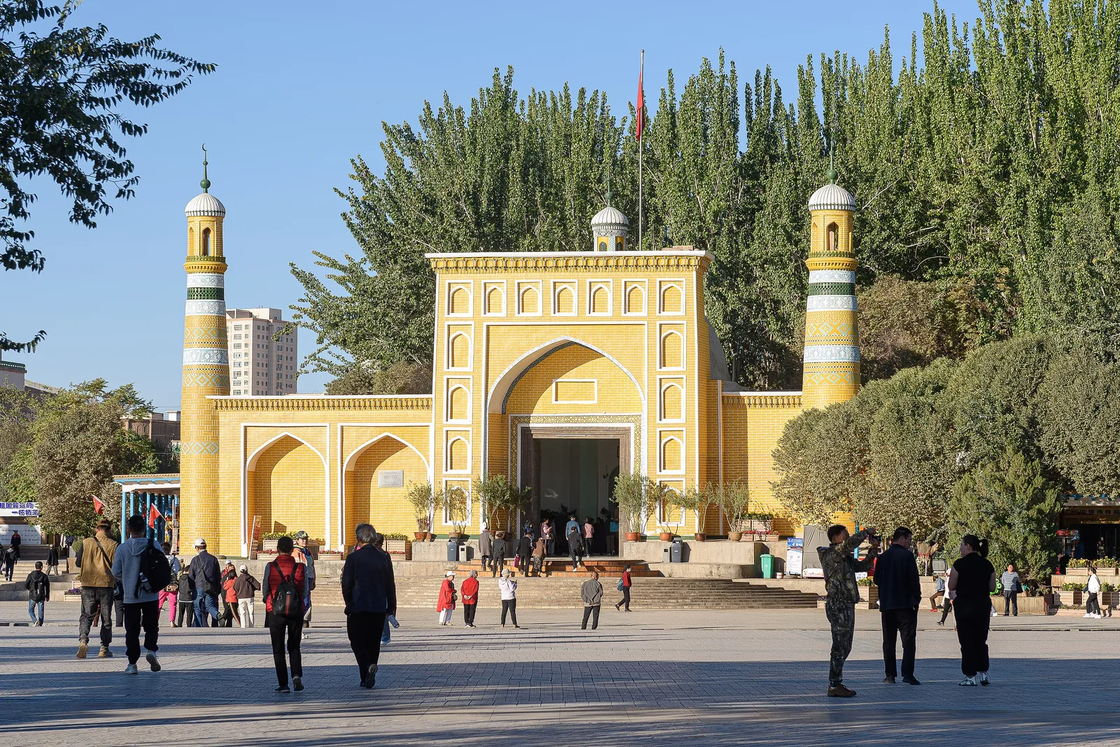 Yellow facade and minarets of the Id Kah Mosque