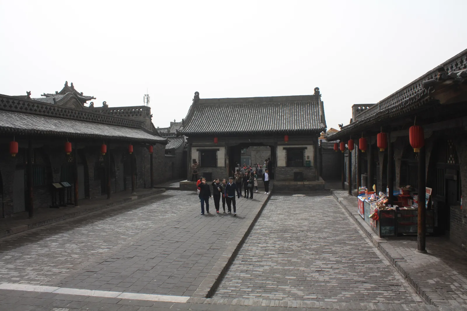Courtyard and halls of the Pingyao county yamen