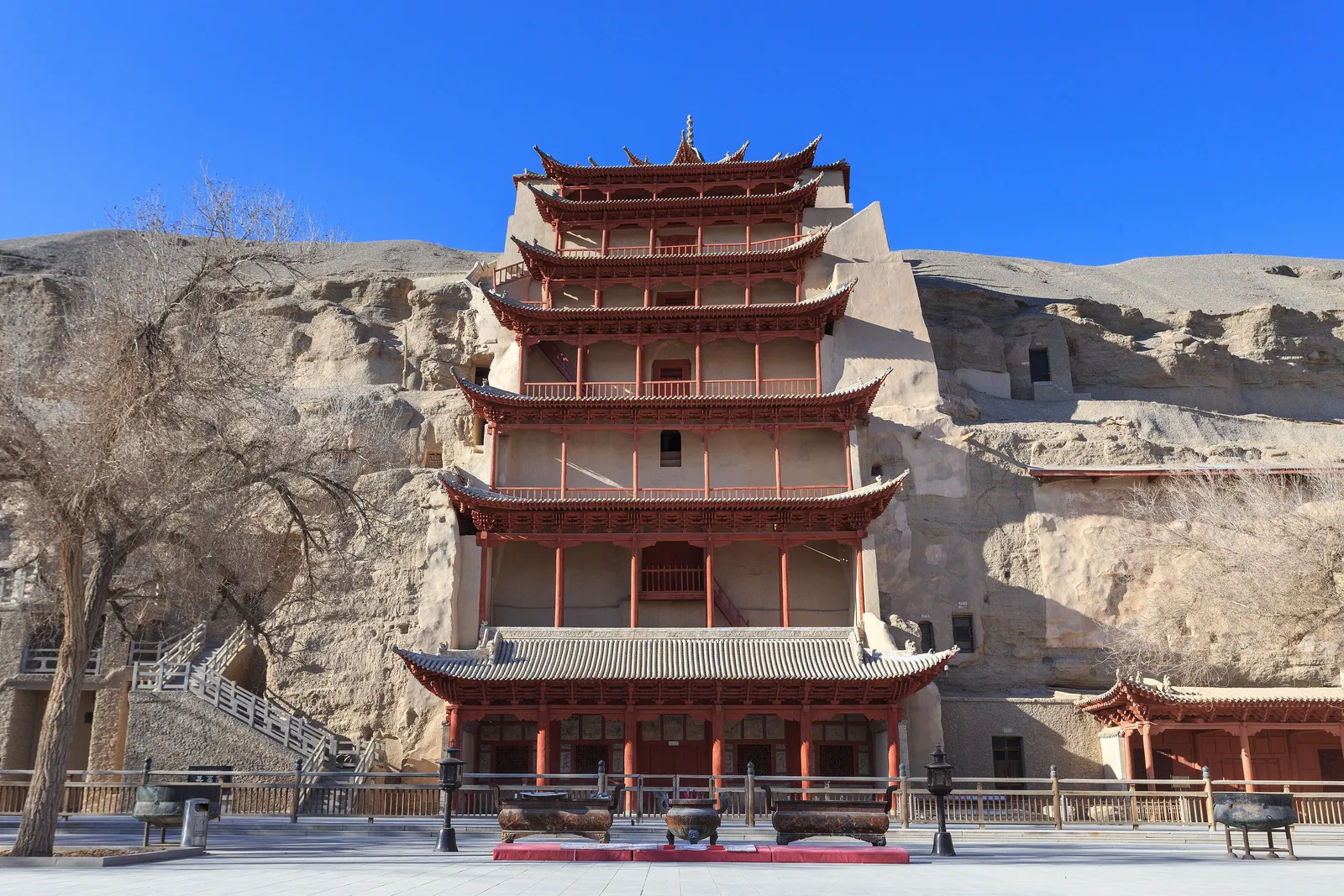 Nine-storey pavilion set against the cliff of the Mogao Caves