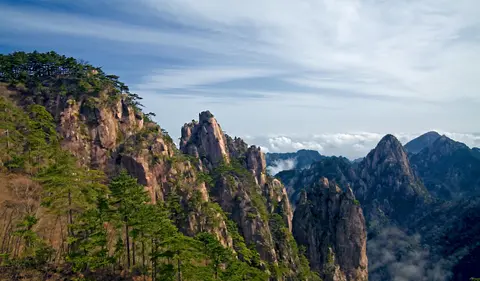 Granite peaks and pine-covered ridges of Mount Huangshan