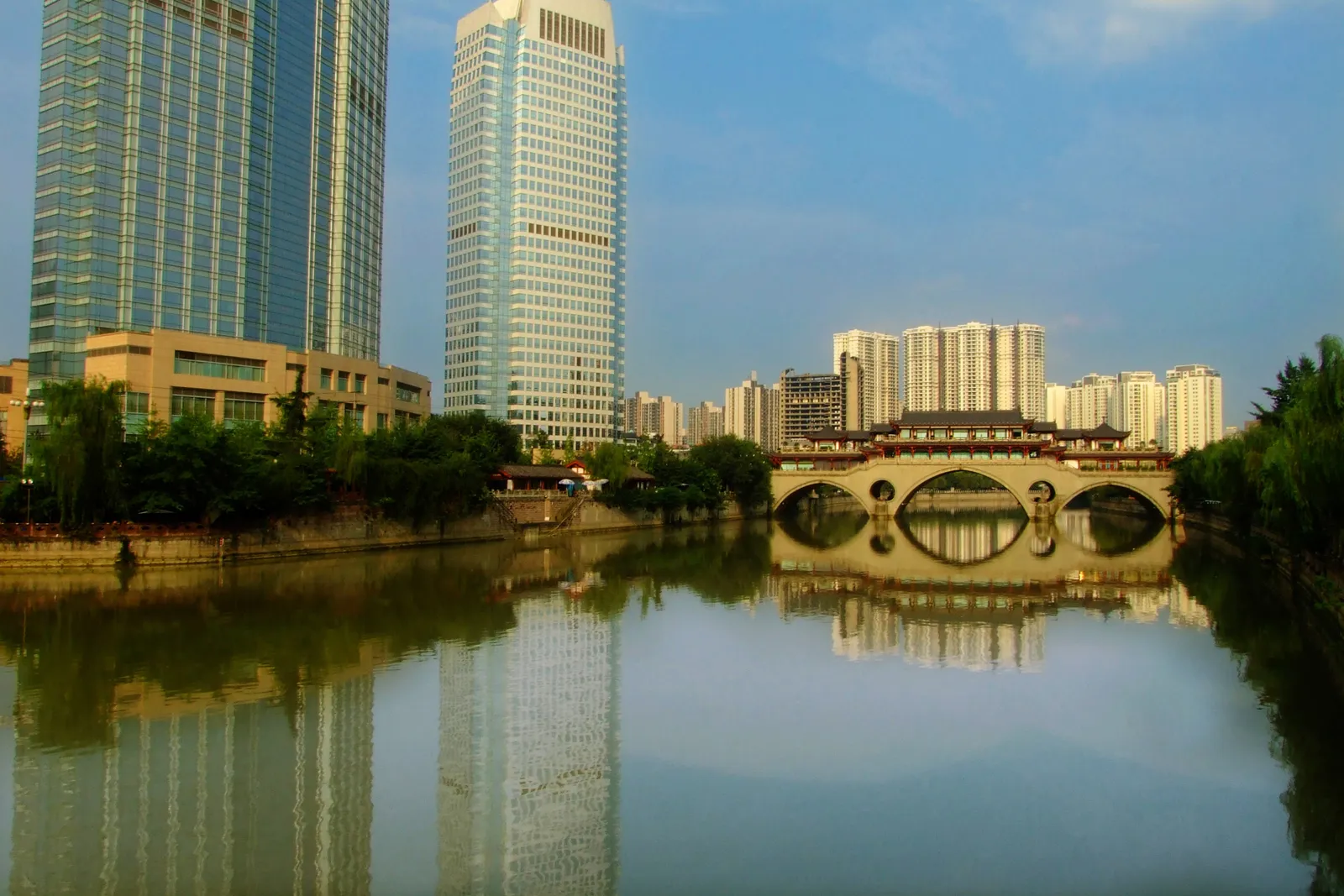 Anshun Covered Bridge across the Jin River in central Chengdu