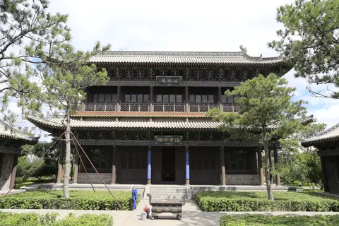 The Chunqiu Tower in the courtyard of Datong’s Guandi Temple