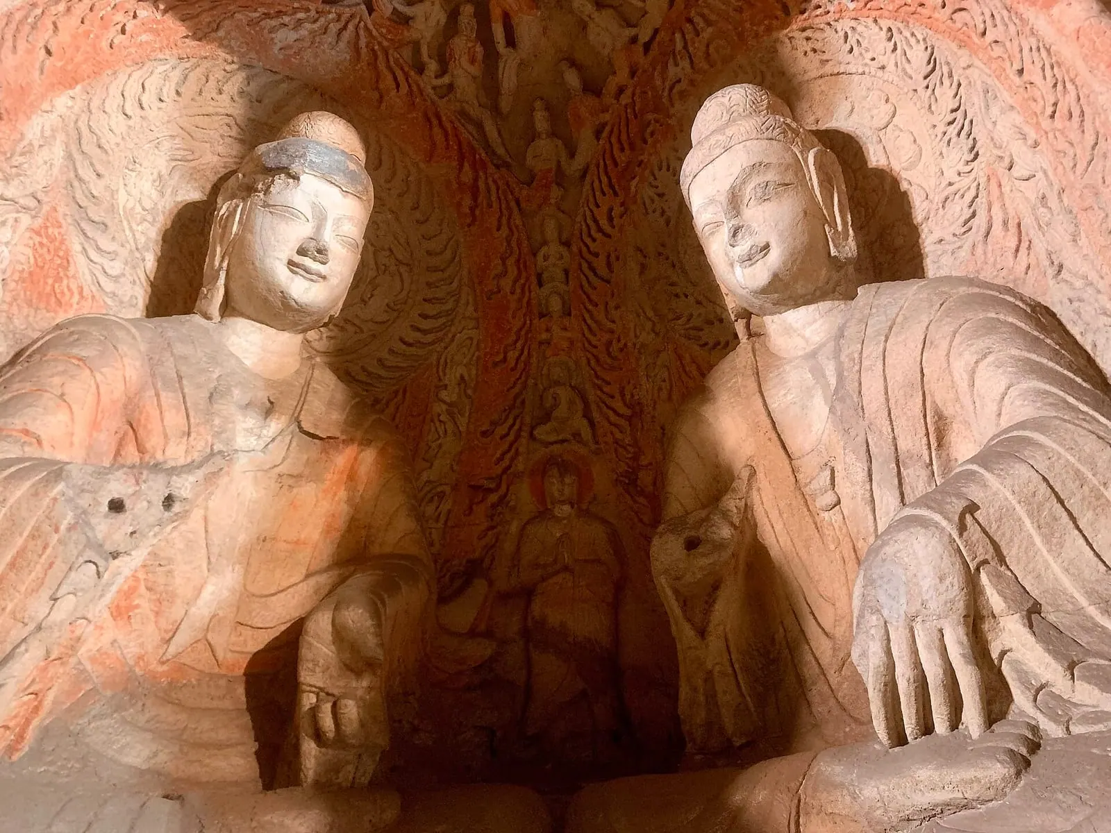 Carved Buddha statues inside the Yungang Grottoes, Datong
