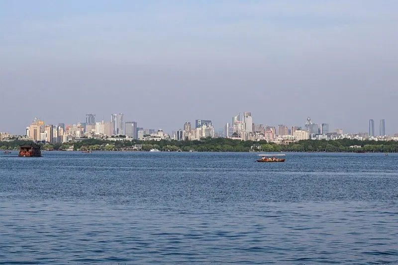 Lago del Oeste